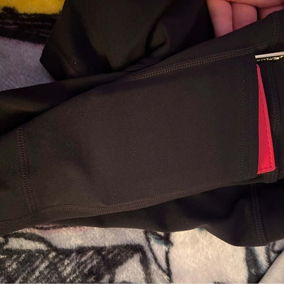 Skechers Leggings Black W/ Pockets - Picture 4 of 4